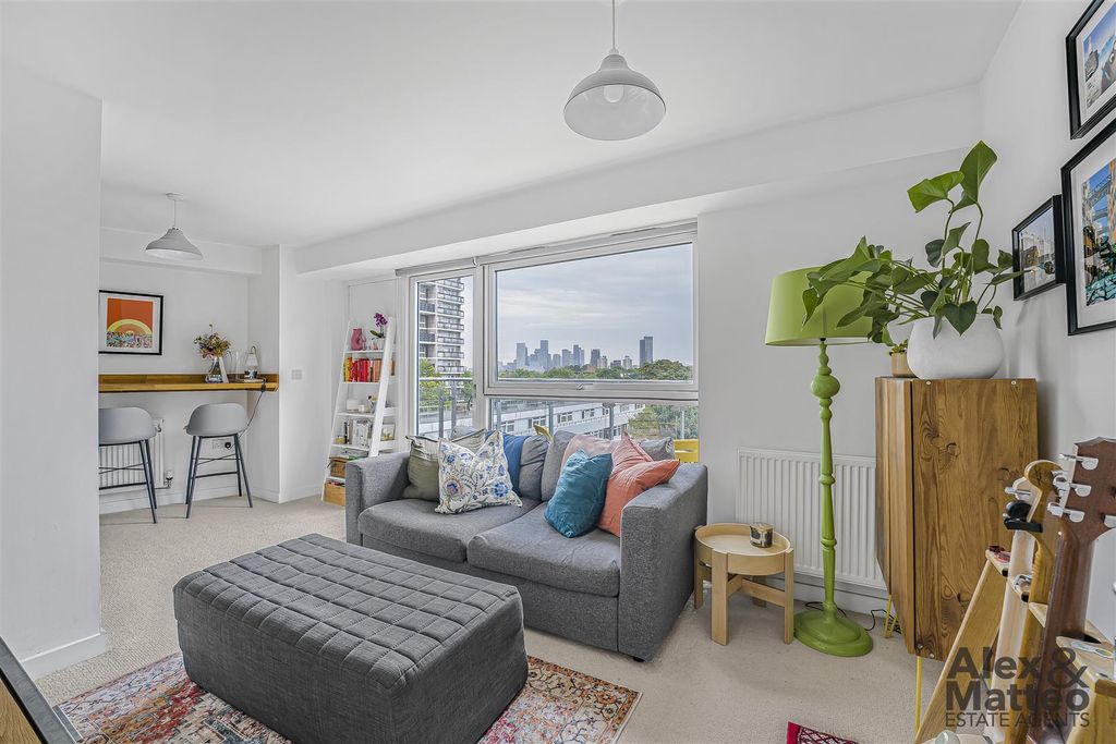Property photo 1 of 19 Davoll Court
