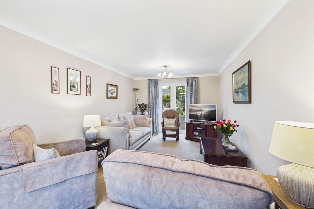 Property photo 3 of 26