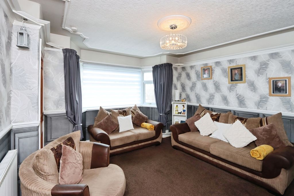 Property photo 3 of 20 Pbox-Img.Jpg