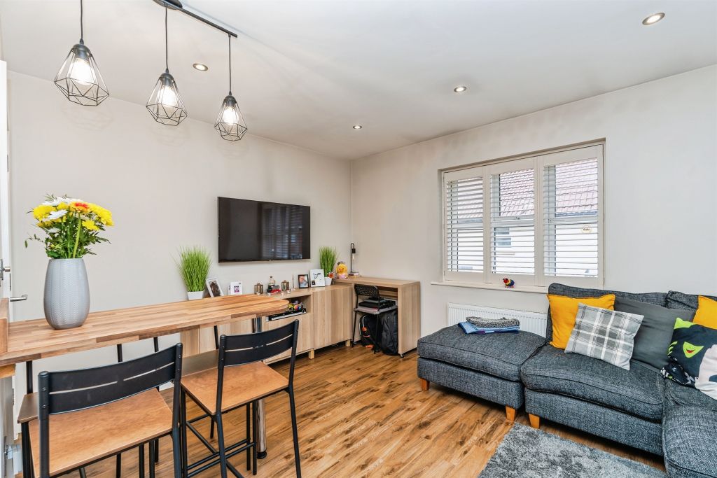 Property photo 1 of 35