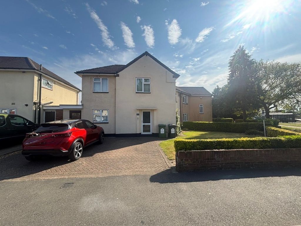 Property photo 1 of 3