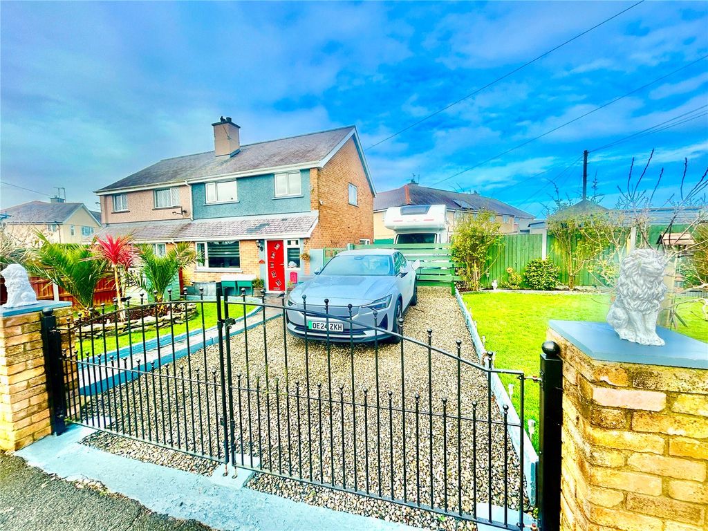 Property photo 1 of 19 Picture No. 14