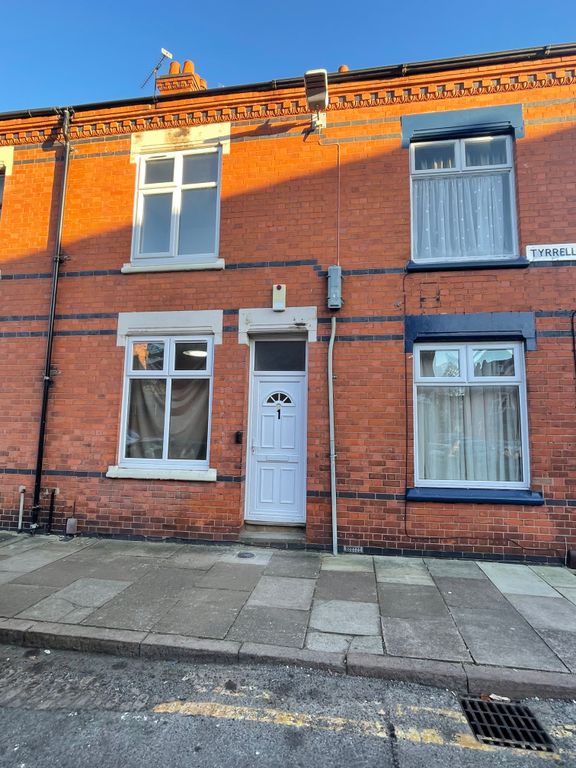 Property photo 1 of 13