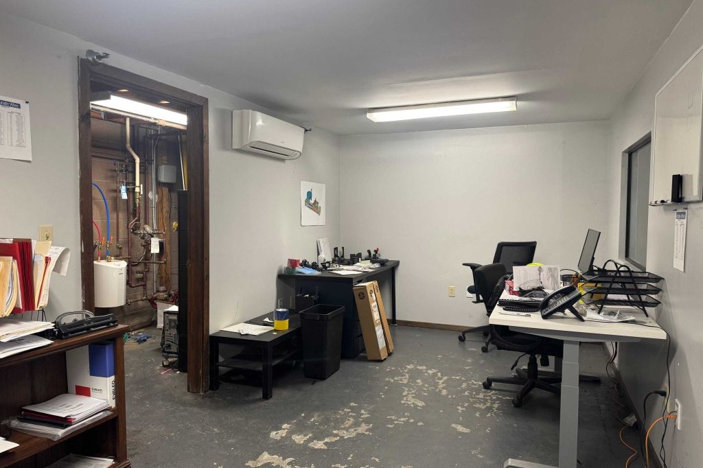 Property photo 2 of 3 <Alttext/>