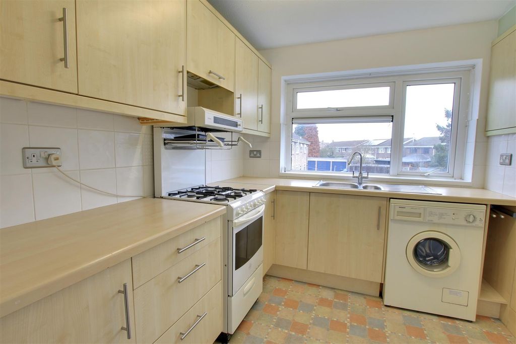 Property photo 2 of 9 Img_8083-Img_8085.Jpg