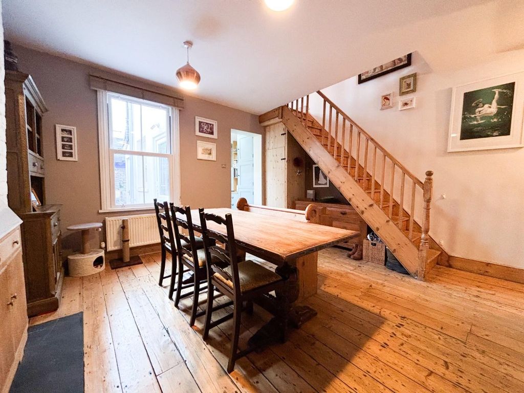 Property photo 2 of 23 Dining Room