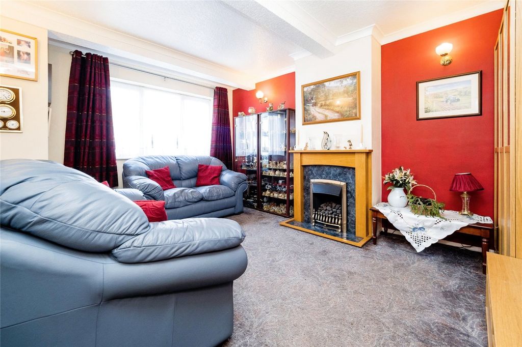 Property photo 2 of 15 Picture No. 05