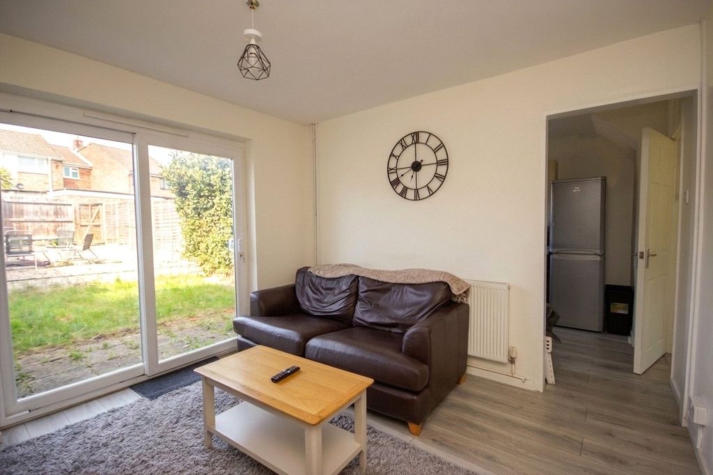 Property photo 3 of 17 Picture No. 13