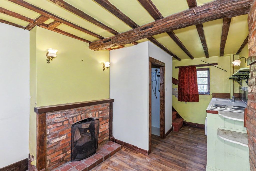 Property photo 3 of 9