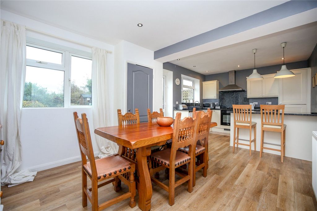 Property photo 1 of 18 Picture No. 03