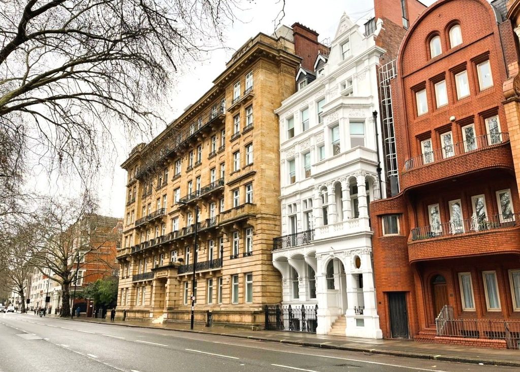 Property photo 1 of 1