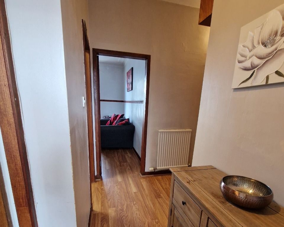 Property photo 3 of 9 Photo 3