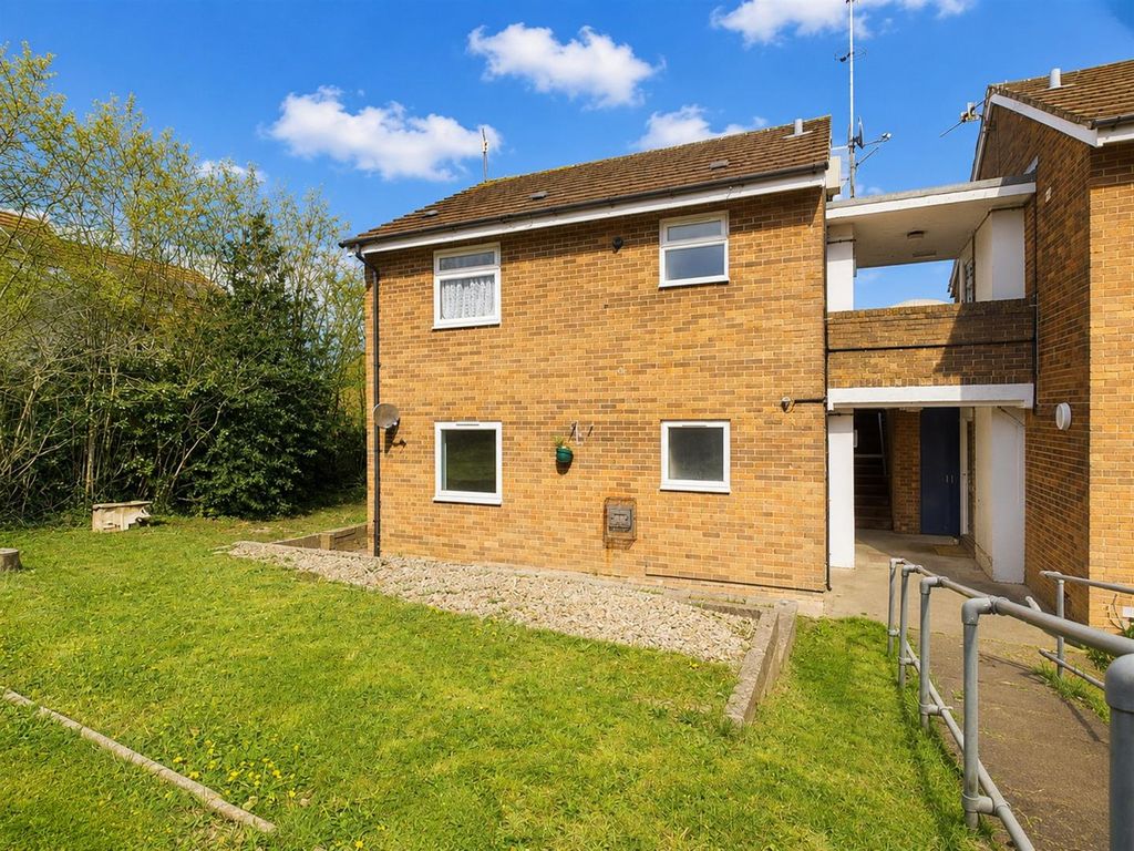 Property photo 1 of 7