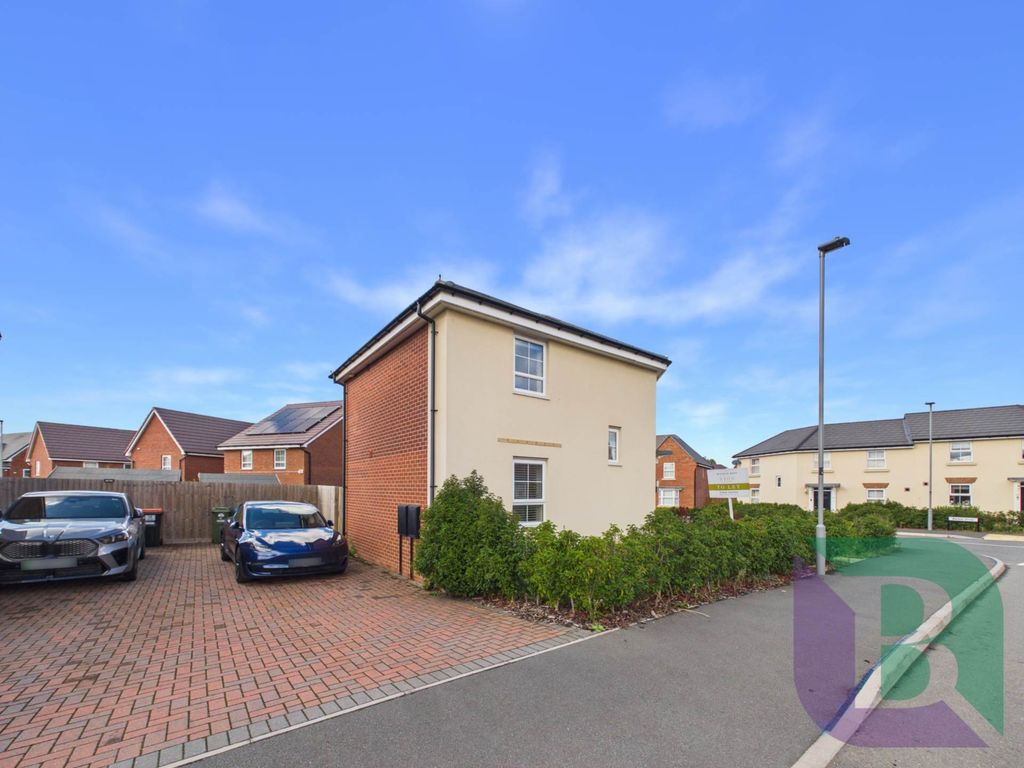 Property photo 2 of 19