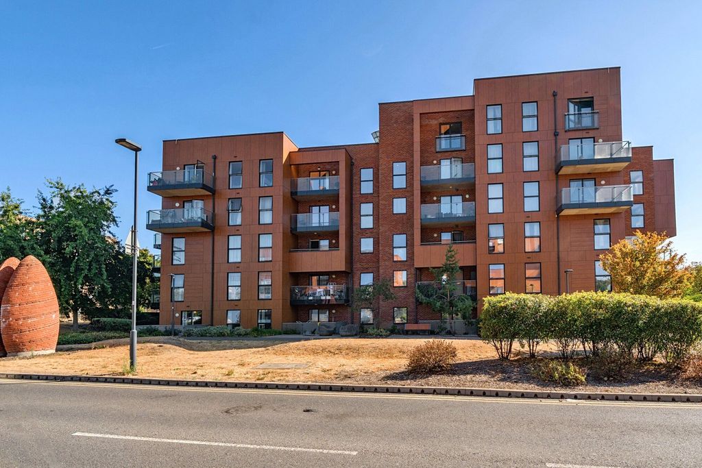 Property photo 1 of 19 1510223-1-6A8Db26...