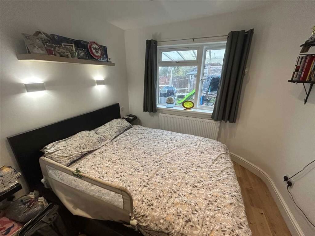 Property photo 3 of 8