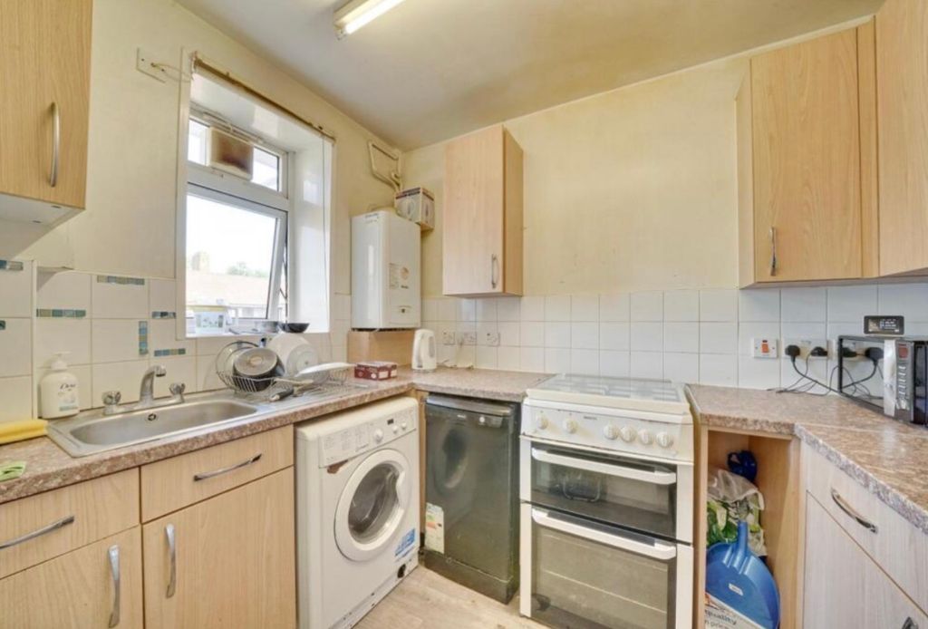 Property photo 2 of 6