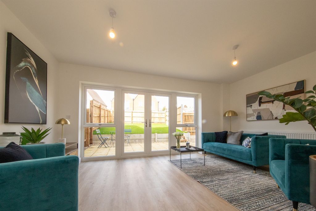 Property photo 3 of 9