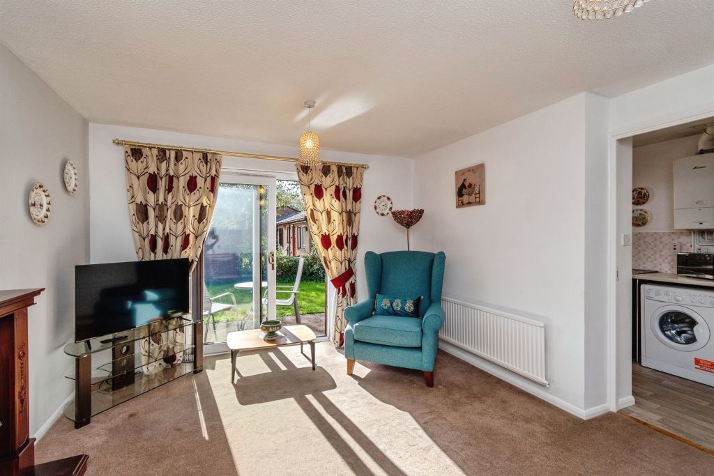 Property photo 3 of 17