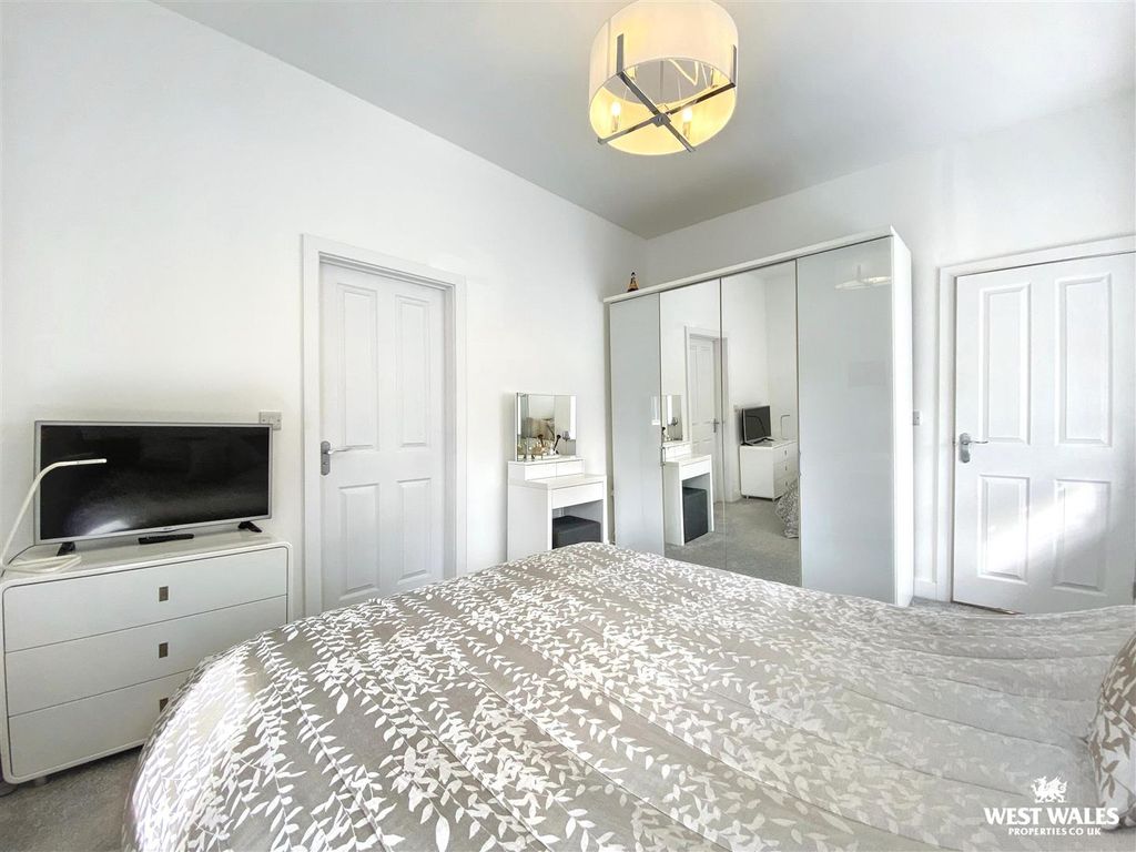 Additional image 12 of 3 bed town house for saleNew Way, Pembroke SA71