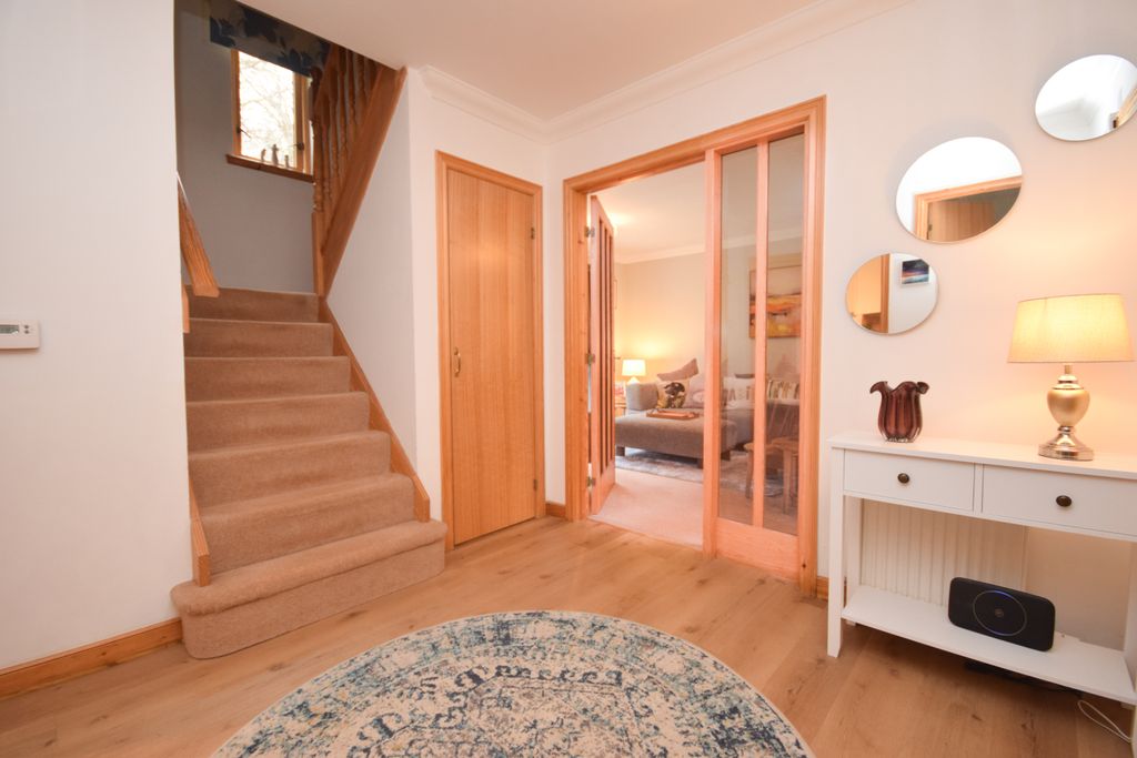 Property photo 2 of 32 Dsc_0457-2