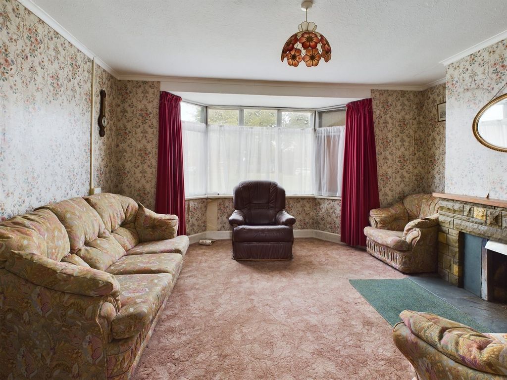 Property photo 3 of 15