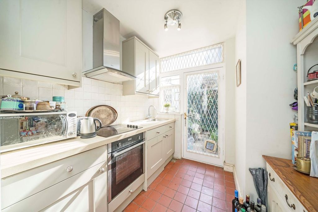 Property photo 3 of 5