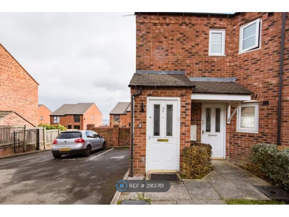 Property photo 1 of 12