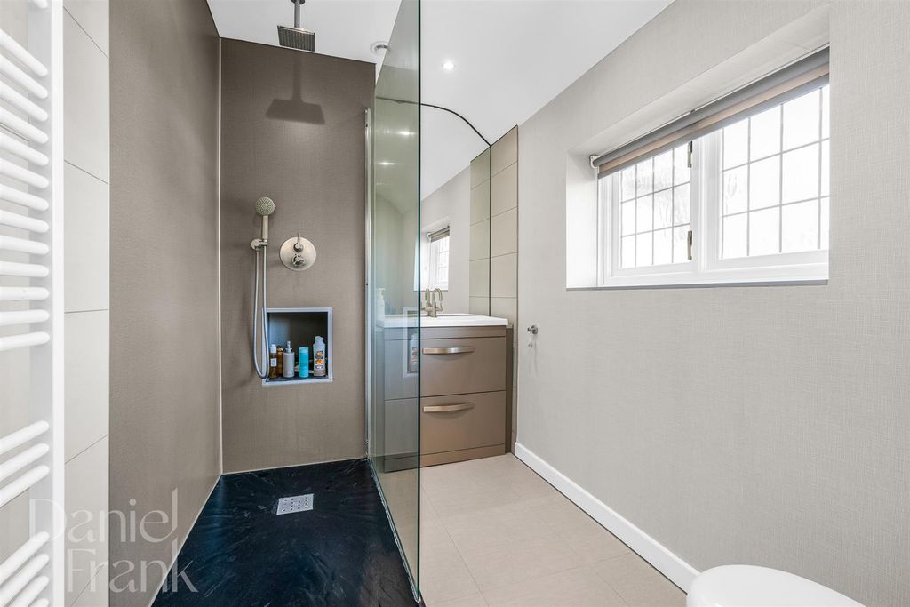 Additional image 28 of 5 bed detached house for saleTycehurst Hill, Loughton IG10
