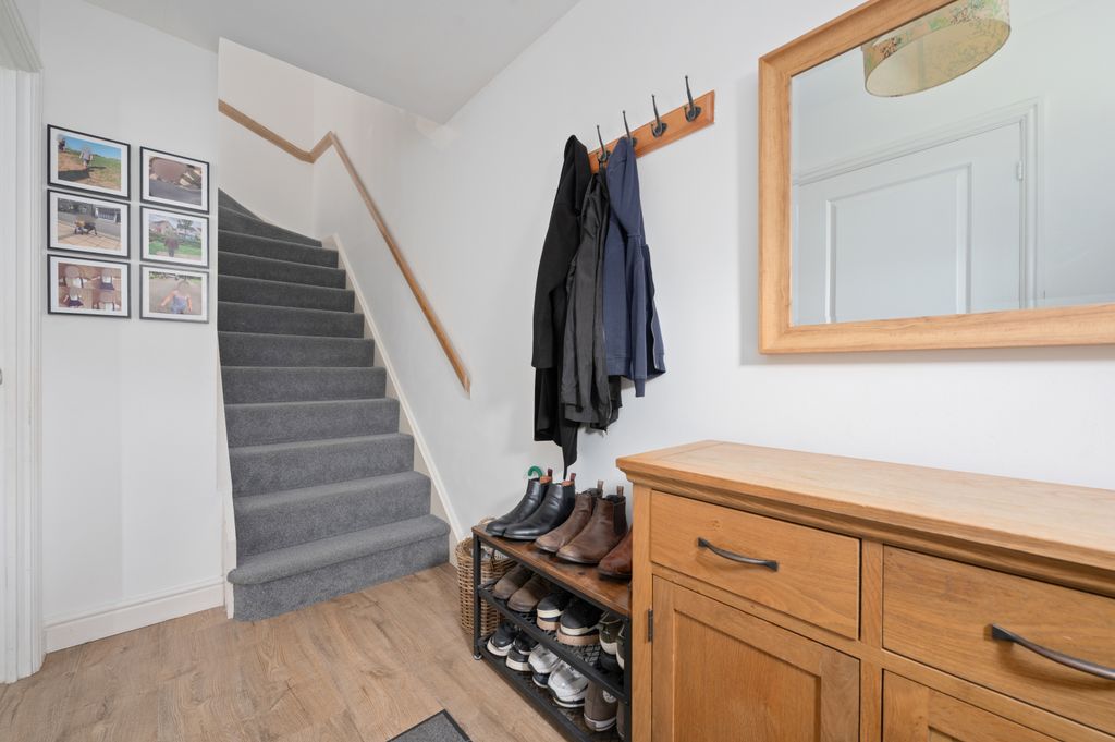 Property photo 2 of 28 Property Image 2