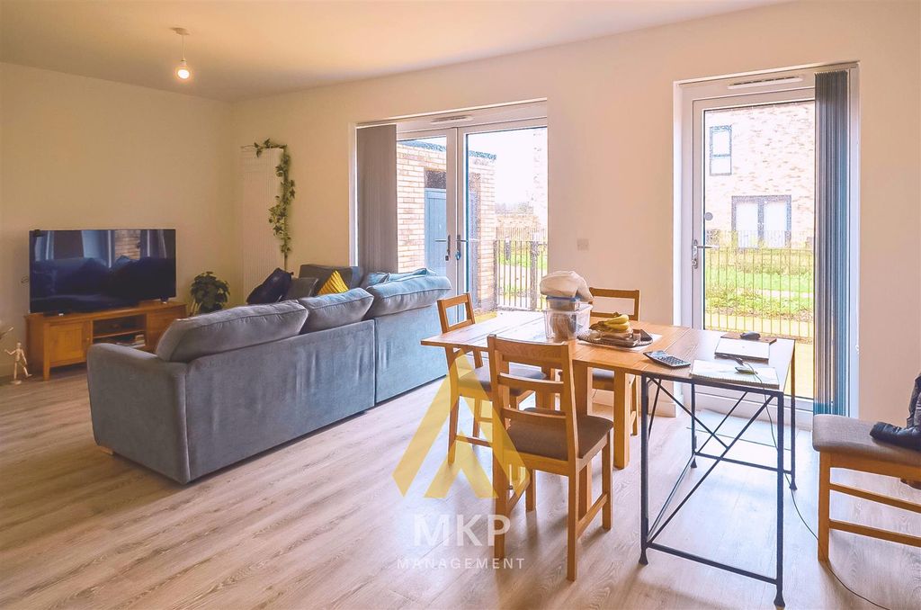 Property photo 1 of 9 1.Png