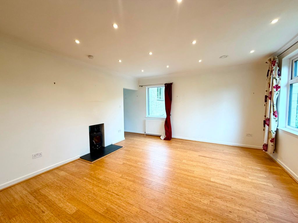 Property photo 3 of 11 View