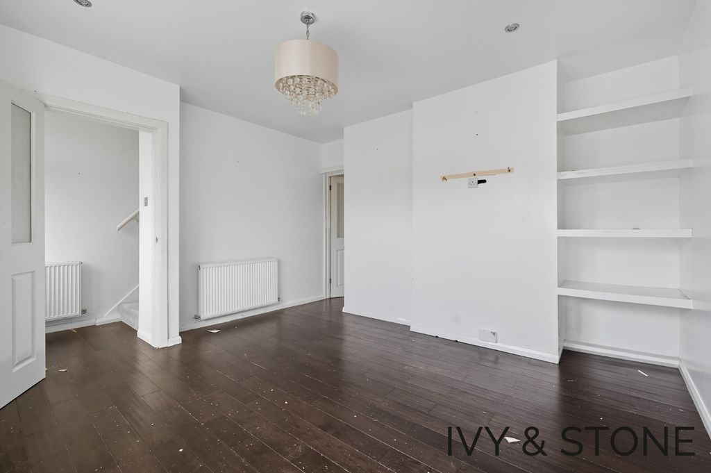 Property photo 2 of 20 3773102