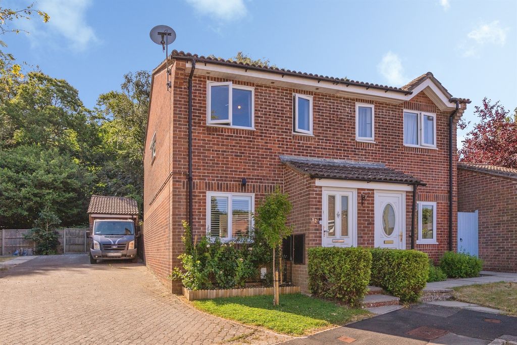 Property photo 1 of 19