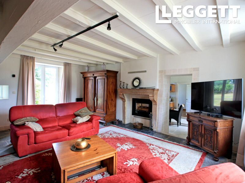 Property photo 3 of 10