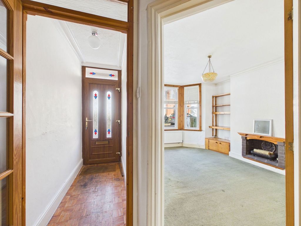 Property photo 2 of 21