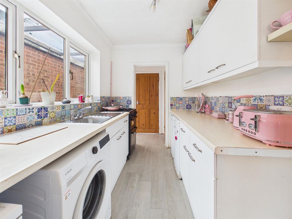 Property photo 3 of 13