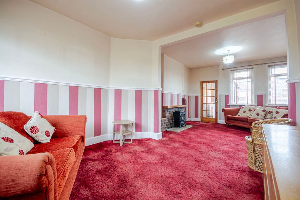 Property photo 2 of 10 Jacobs -1