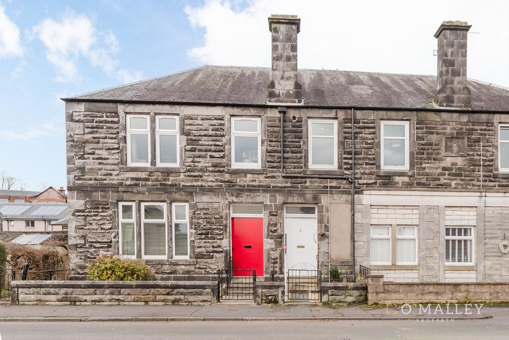 Property photo 1 of 14 External Front