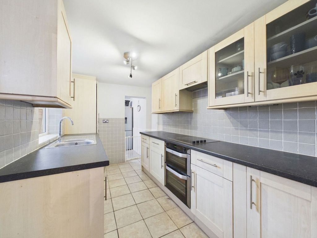 Property photo 3 of 13
