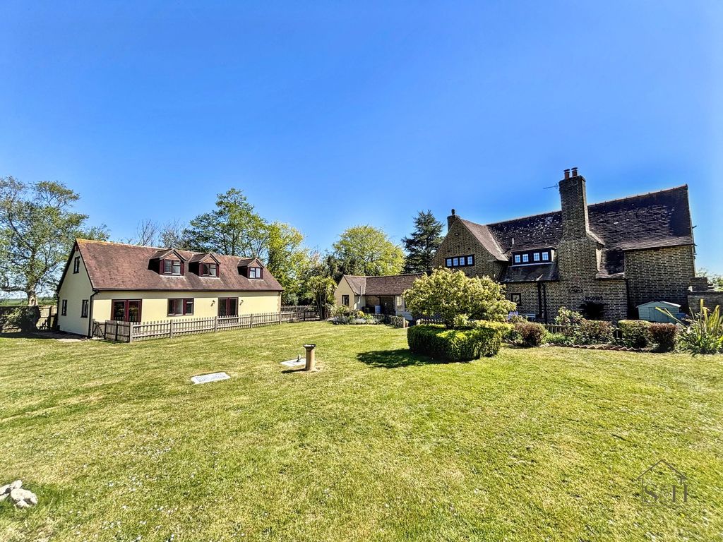 Property photo 1 of 55