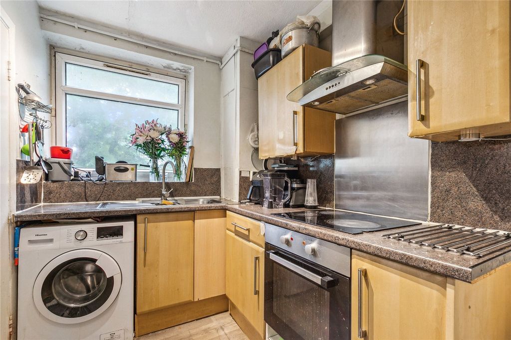 Property photo 2 of 3 Kitchen