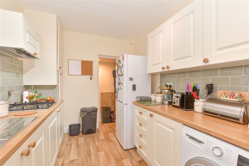 Property photo 3 of 12 Kitchen