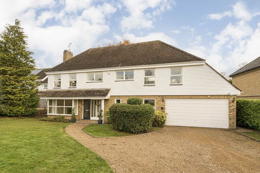 Property photo 1 of 8