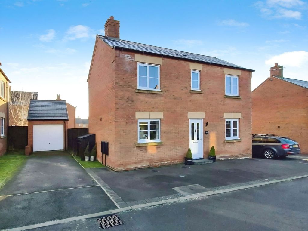 Property photo 1 of 21