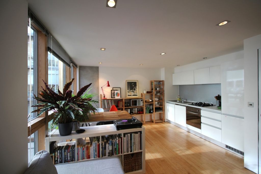 Property photo 2 of 8 O_1c5Tn8Cfj1Fs7l3...