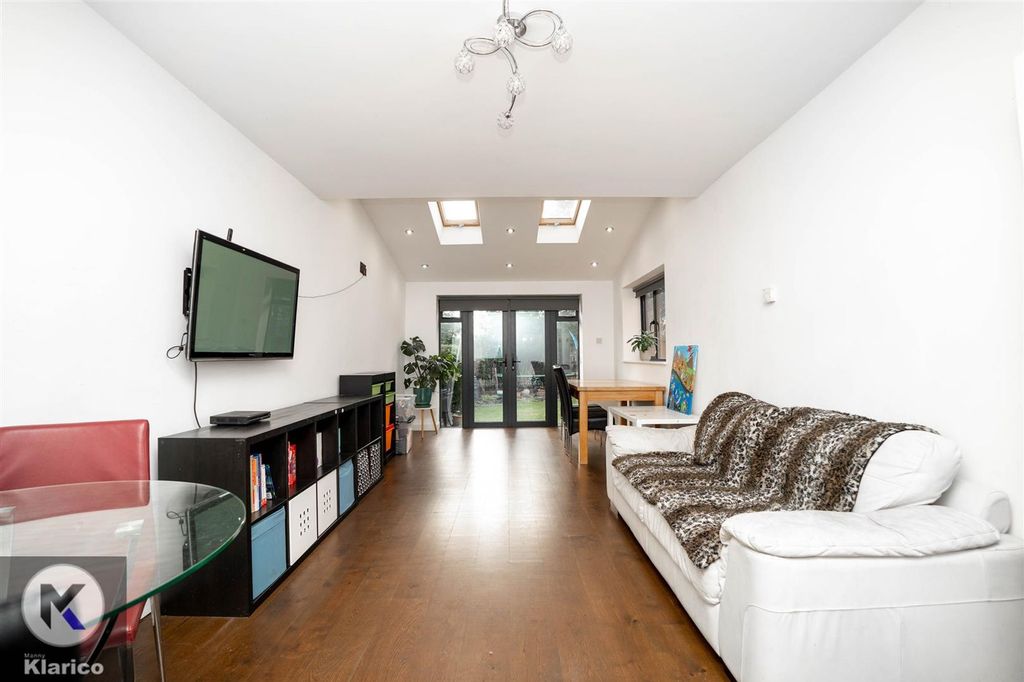 Property photo 3 of 21 Photo-2.Jpg