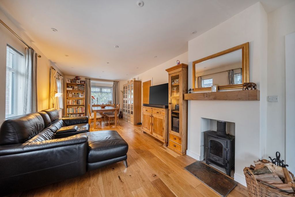 Property photo 3 of 13 1392978106943E653B0317