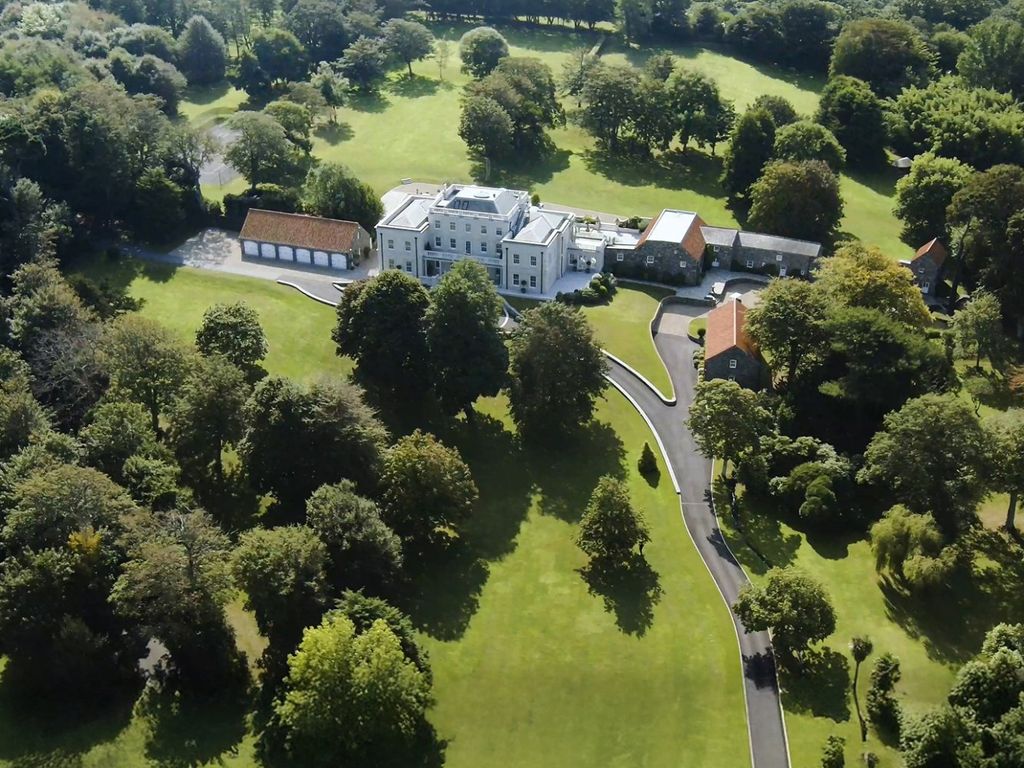 Property photo 1 of 7 Picture No. 09