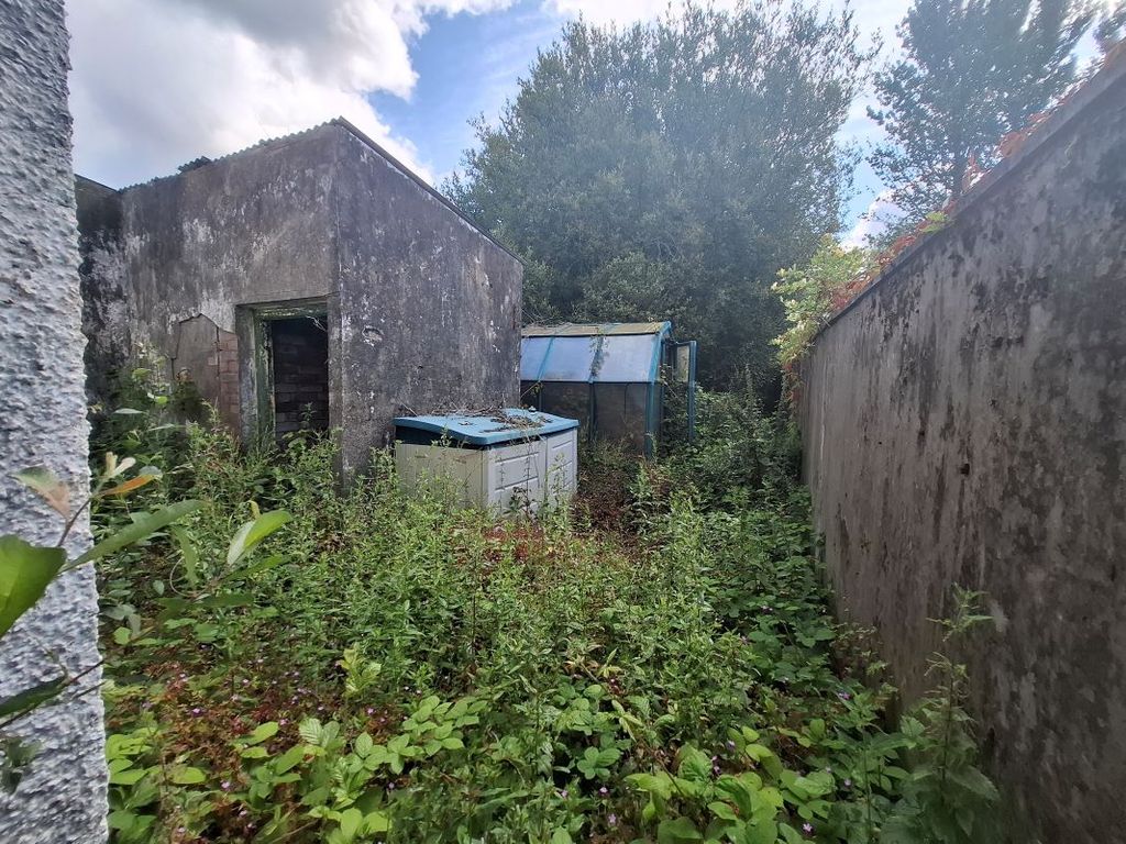 Property photo 3 of 6